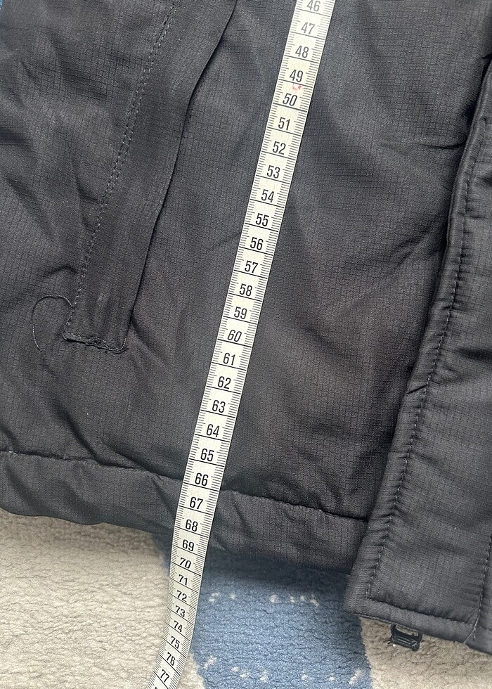 İçi poşarlı kalın mont - Görsel 3