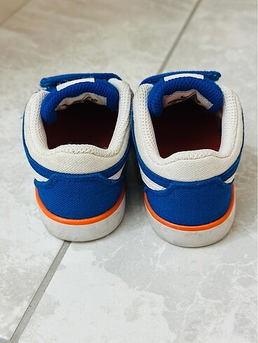 20 Beden Nike spor ayakkabı