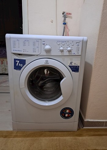 Çamaşır makinasi