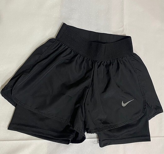 Nike spor şort