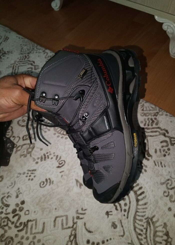 Columbia bot - Görsel 3