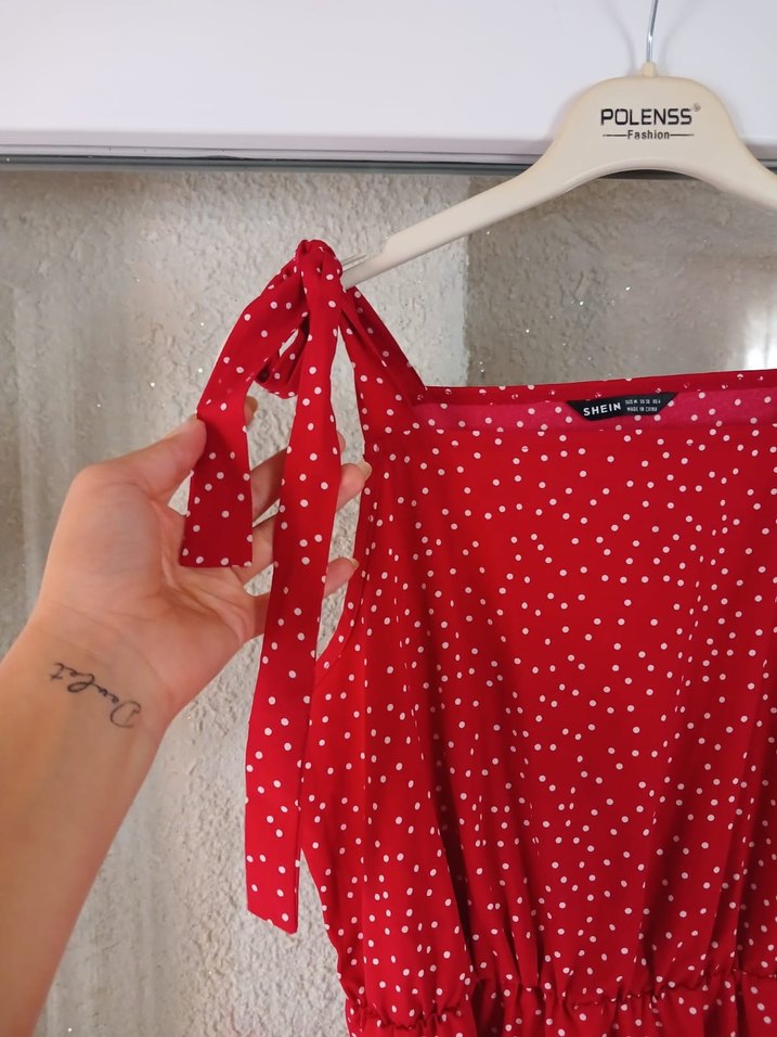 Puantiye Desenli Kırmızı uzun elbise - Görsel 2