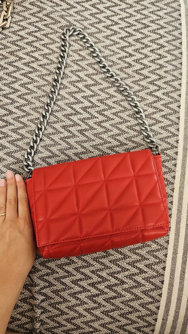 Kırmızı Kol Çantası - Görsel 3