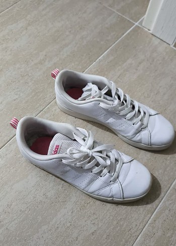 Adidas Beyaz Kadın Spor Ayakkabı - Görsel 2