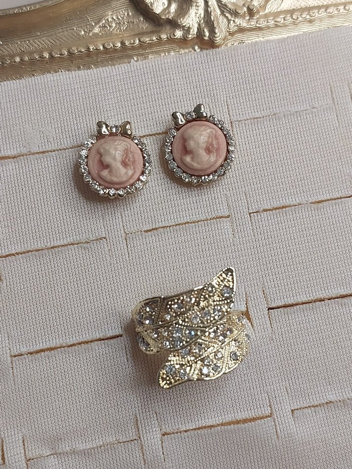 "Matmazelin Bahçe Sırrı" Vintage Küpe & Yüzük Kombini - Görsel 2