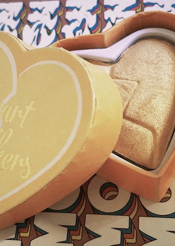 Revolution I Heart Revolution Heartbreakers Golden Highlighter