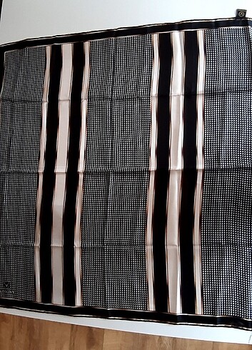 Diğer Vissona twill ipek eşarp 