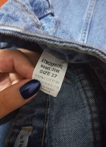 Yırtık kot pantolon - Görsel 2