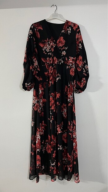 ŞİFON ELBİSE 42 XL