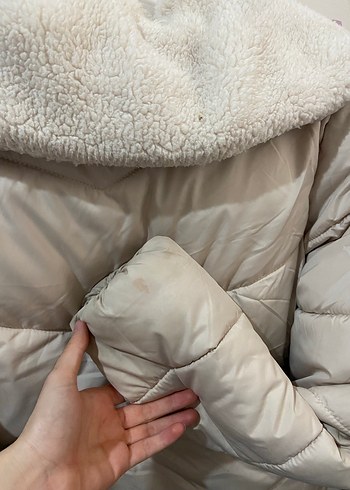 Beyaz Kadın Peluş Detaylı Kışlık Mont - Görsel 9