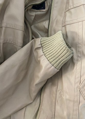 Bej Deri Fermuarlı Ceket - Görsel 4