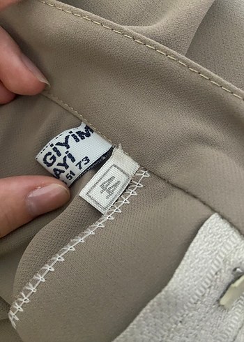 Düğmeli Bej Kadın Kumaş Pantolon - Görsel 4