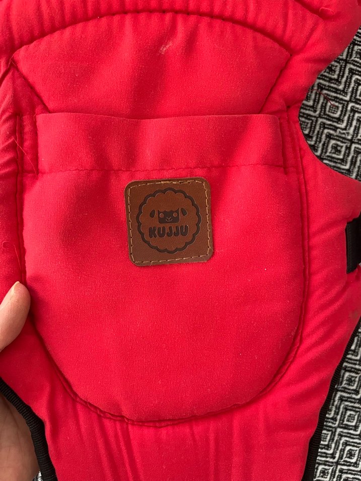 Kırmızı Bebek Taşıyıcı - Görsel 2