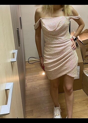 xs Beden ten rengi Renk Zara elbise