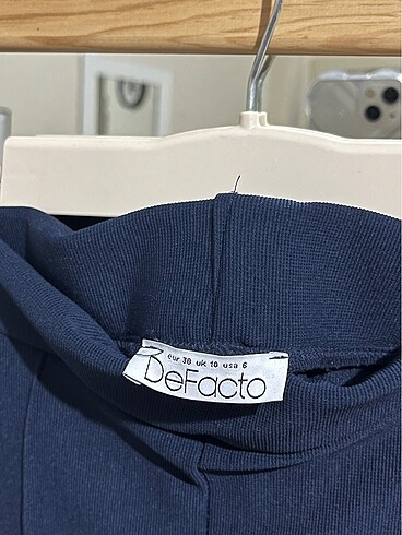 38 Beden Yırtmaç Pantolon