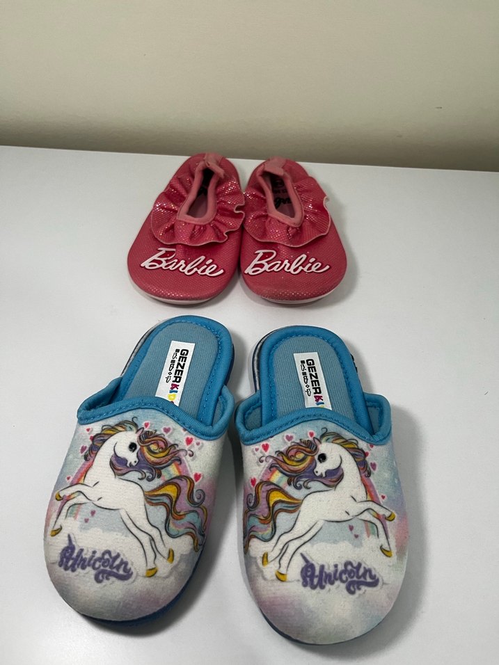 Kız Çocuk Renkli Barbie ve Unicorn Terlikler - Görsel 2