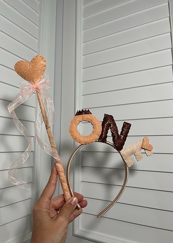 One taç ve asa - Görsel 2