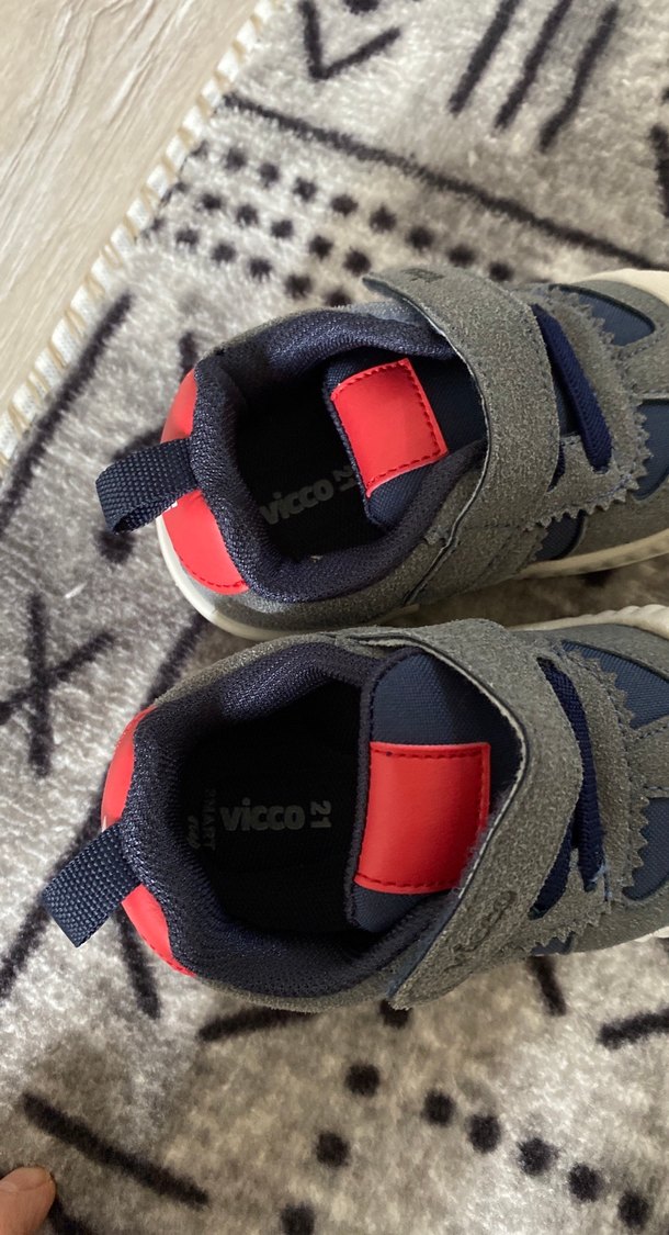 Gri Bağcıklı ve Cırtlı Erkek Çocuk Spor Ayakkabı - Görsel 2