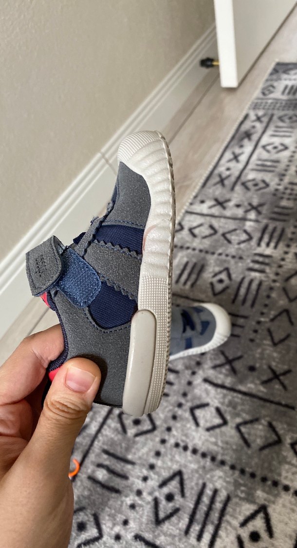 Gri Bağcıklı ve Cırtlı Erkek Çocuk Spor Ayakkabı - Görsel 4