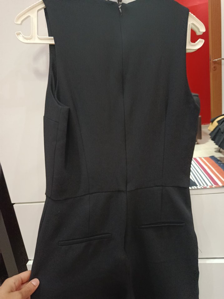 Siyah Drapeli V Yaka Kadın Tulum - Görsel 5