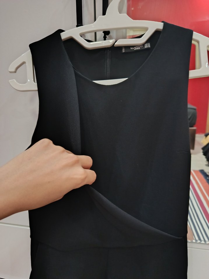 Siyah Drapeli V Yaka Kadın Tulum - Görsel 2