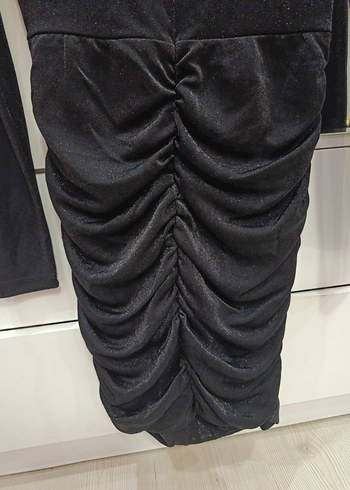 Parlak Siyah V Yakalı Uzun Kollu Mini Elbise - Görsel 6