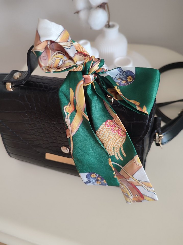 Siyah mini Çanta - Görsel 2