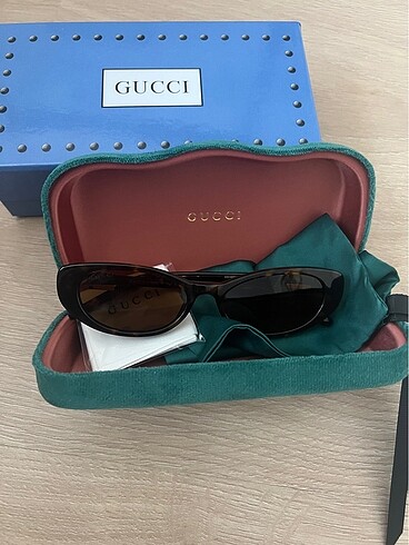 Gucci güneş gözlüğü