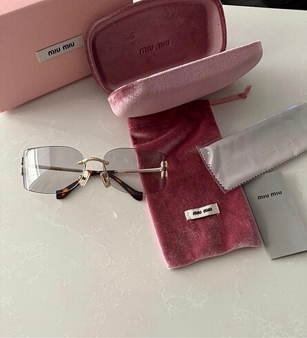 Miu miu gözlük