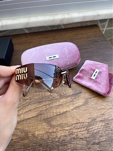  Beden Miu miu