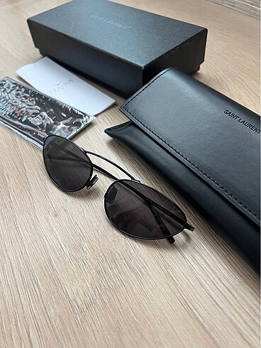 Ysl güneş gözlüğü