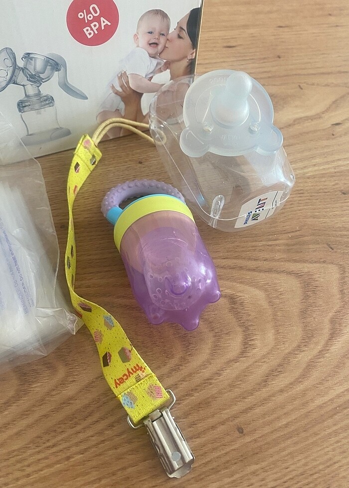 Az kullanılmış bebek bakım ürünleri emzık ve suzgeclı emzık sade - Görsel 2