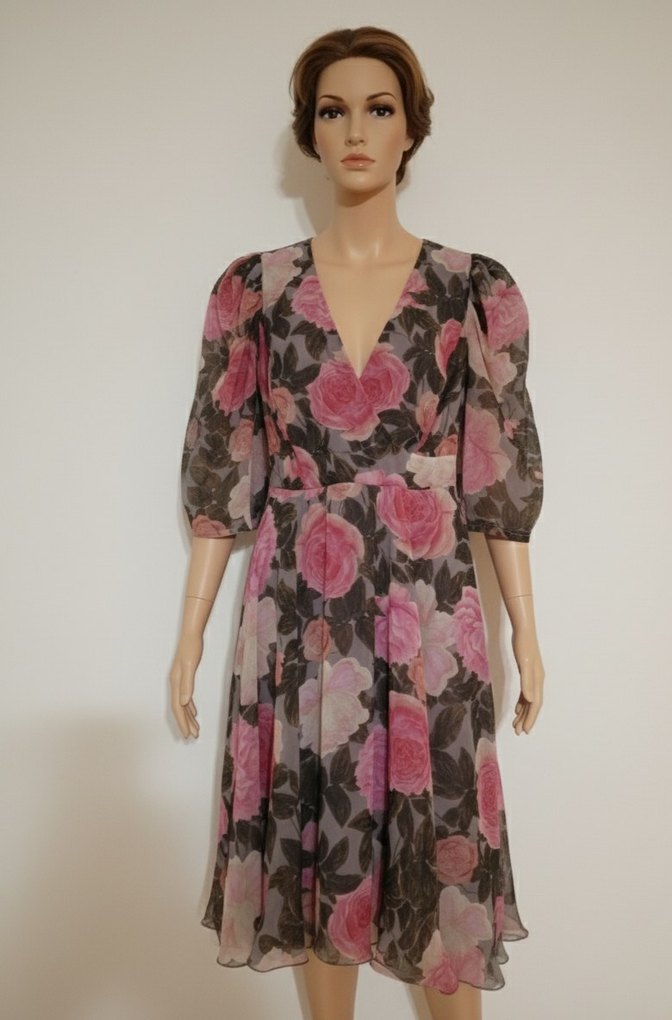 Pembe V Yaka Vintage Kısa Elbise - Görsel 2