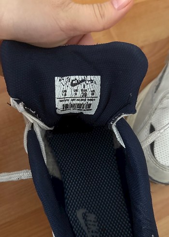 Beyaz Nike Spor Ayakkabı - Görsel 2