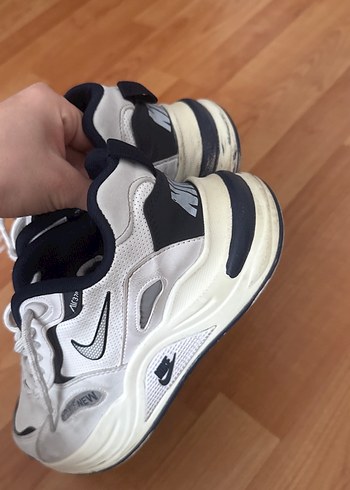 Beyaz Nike Spor Ayakkabı - Görsel 3