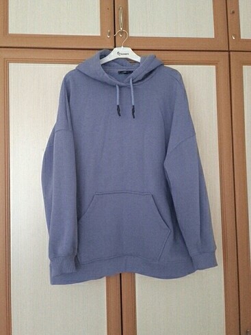 Mavi jeans kapisonlu sweatshirt