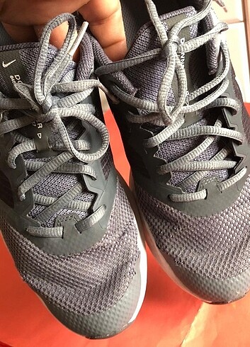 Nike 37.5 nike kadın ayakkabı orijinal.