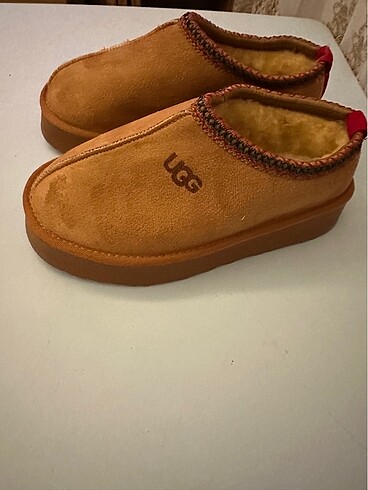 Diğer Taba rengi slipper logolu