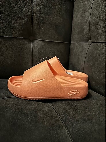 38 Beden Nike renkli terlik