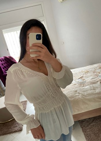 Zara Dantel Detaylı Bohem Bej V Yaka Bluz
