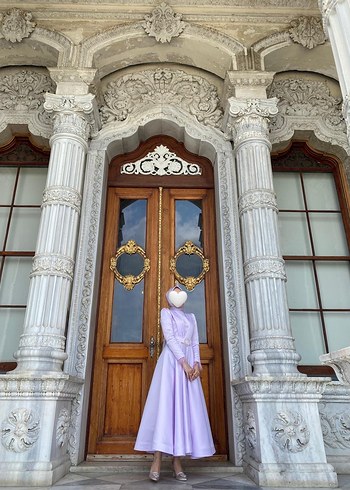 Uzun Mor Drapeli Tesettür Abiye - Görsel 3