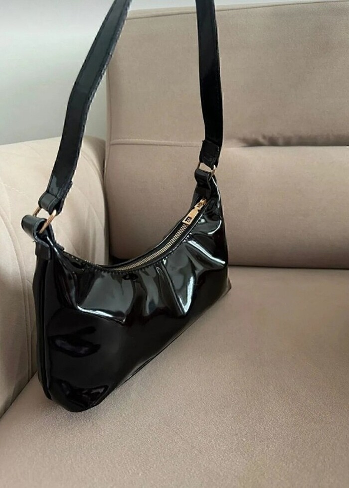 siyah çanta - Görsel 2