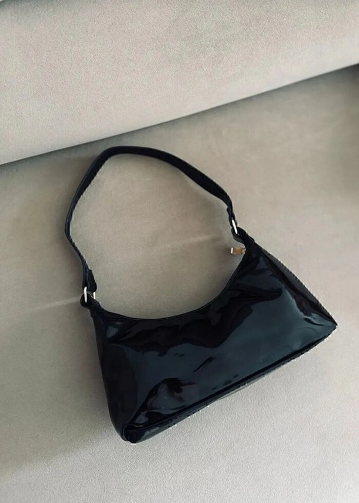 siyah çanta - Görsel 3