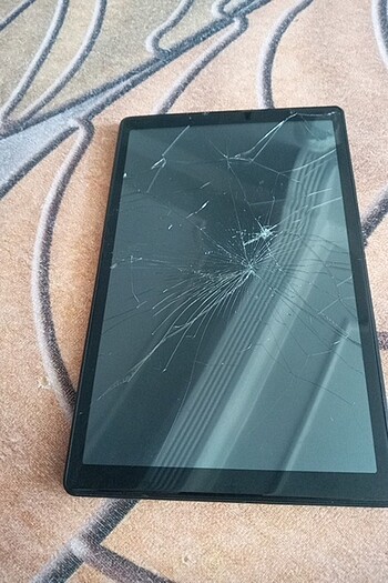 Tablet siyah