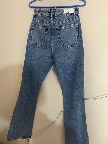 Mavi Jeans MAVİ MİAV MODEL JEAN??