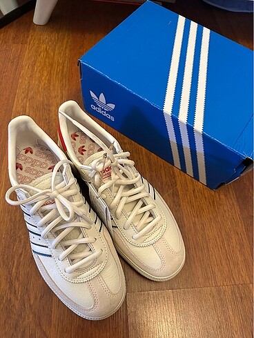40,5 Beden Yeni etiketli adidas spezial kadın ayakkabı