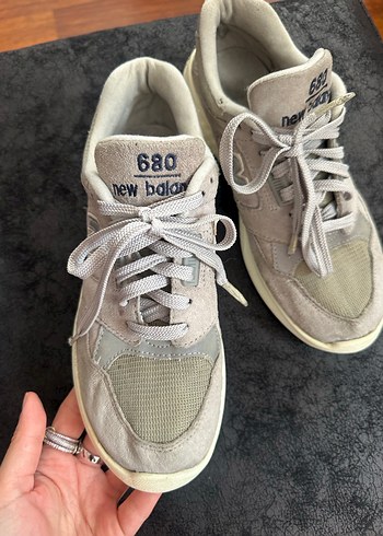 Gri New Balance Bağcıklı Spor Ayakkabı