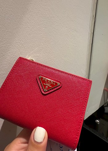 Kırmızı Deri Fermuarlı Prada Cüzdan - Görsel 2