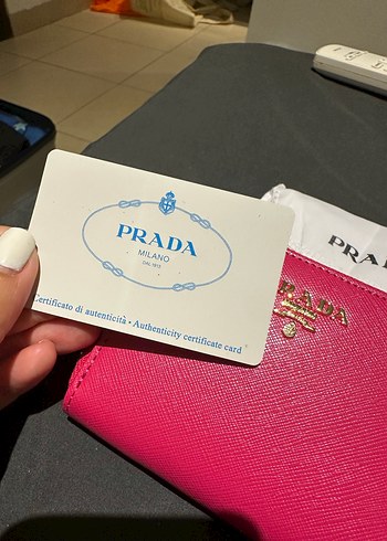 PRADA Pembe Deri Fermuarlı Cüzdan - Görsel 5