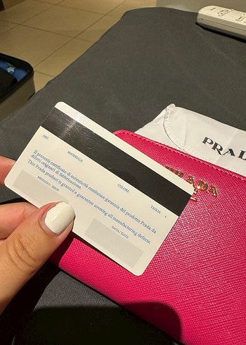 PRADA Pembe Deri Fermuarlı Cüzdan - Görsel 2